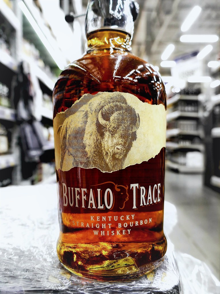 : Buffalo Trace - Kentucky Straight Bourbon Whiskey