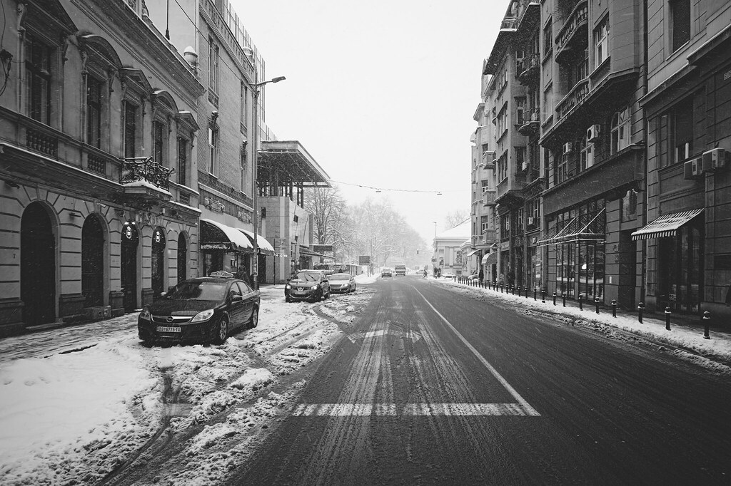 : snowfall in Stari Grad