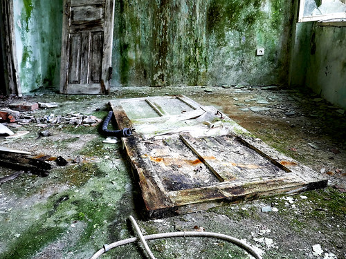Green Room ©  Sergei F