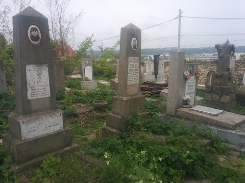 Chisinau_Moldova_Jewish-Cemetry_Cimitirul-Evreiesc-din-Chisinau_31 ©  Omri Westmark