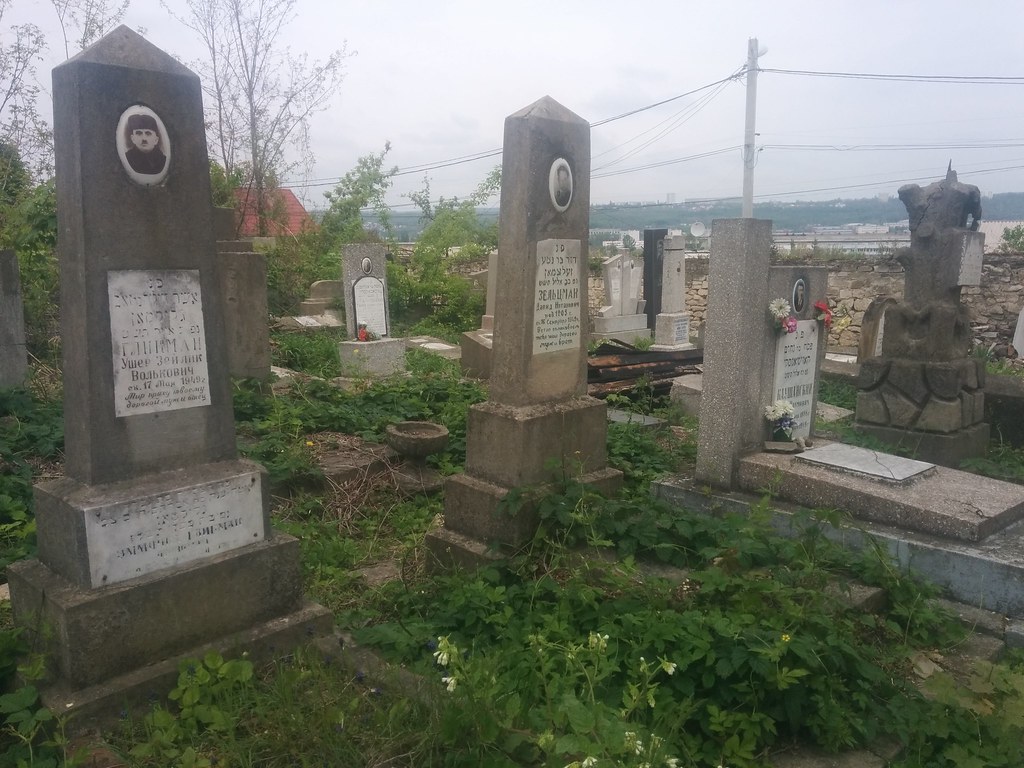 : Chisinau_Moldova_Jewish-Cemetry_Cimitirul-Evreiesc-din-Chisinau_31