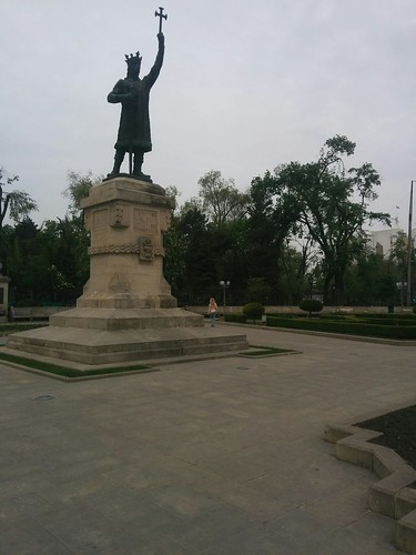 Chisinau_Moldova_Stephen-the-Great-Monument_Monumentul-lui-Stefan-cel-Mare_8 ©  Omri Westmark