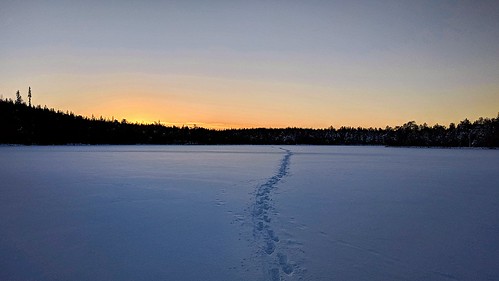 My footprints on the lake ©  Egor Plenkin