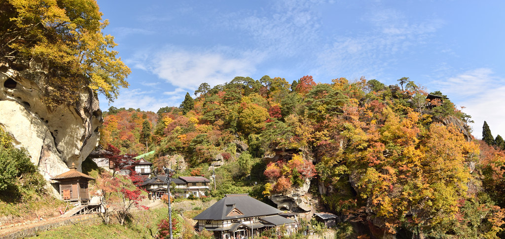 : Yamadera autumn panorama