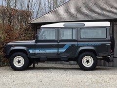 Land Rover One Ten County V8 (1986)