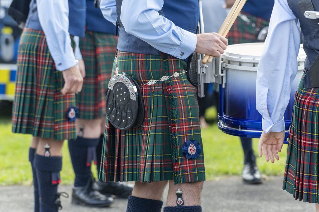 фото: Warbirds Over Ardmore - Police Pipe Band (APPB)