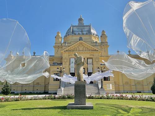 Umjetnicki paviljon u Zagrebu (Art Pavilion in Zagreb) ©  Sharon Hahn Darlin