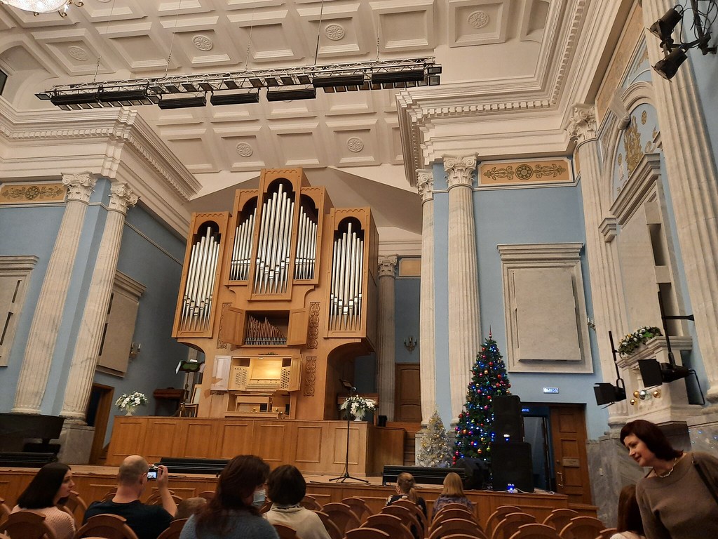 фото: Вид внутри органного зала в Челябинске 02 07.01.2022