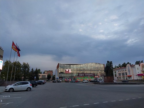 Площадь Ленина в Снежинске 02 16.09.2022 ©  ArtVasPhotos29