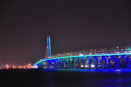 Pont Champlain la nuit ©  abdallahh