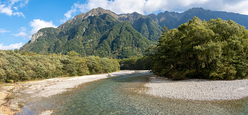 Japan Alps river ©  Raita Futo