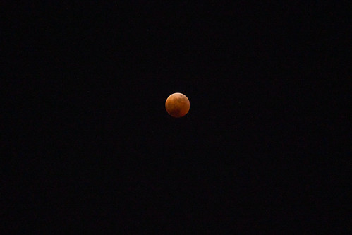 2022 Total Lunar Eclipse ©  Raita Futo