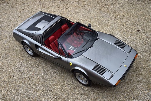 Look at this : a magnificent Ferrari 308 GTS is just in !