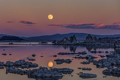 Mono Lake Sunset Moon Rise 2022