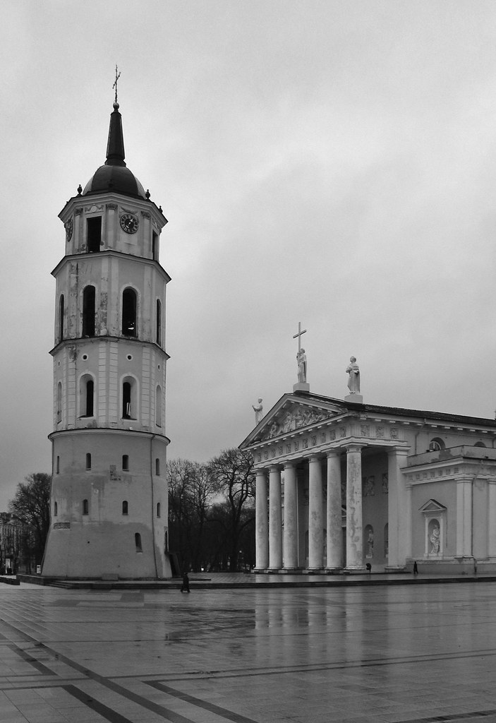 : Glockenturm der Kathedrale von Vilnius