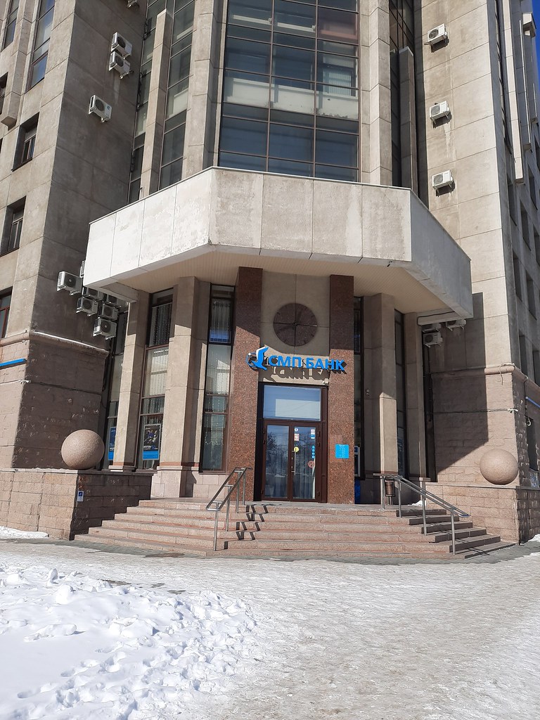 фото: СМП банк на улице Цвиллинга, 60 в Челябинске 01 14.03.2022