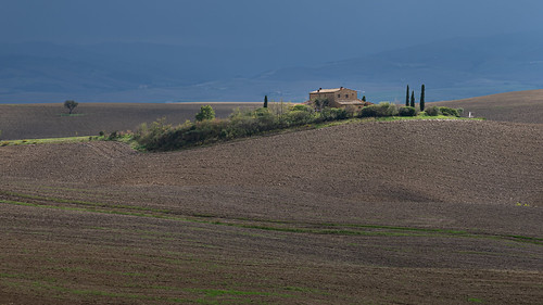 A House in Val d'Orcia ©  kuhnmi