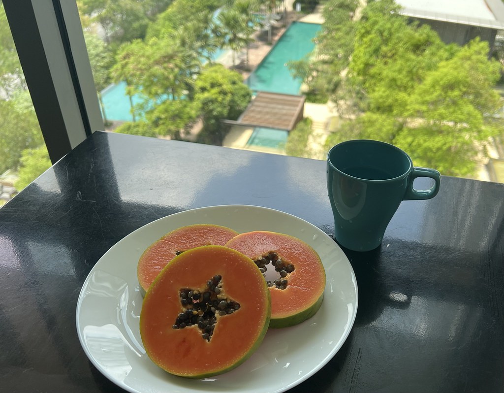 фото: Papaya breakfast