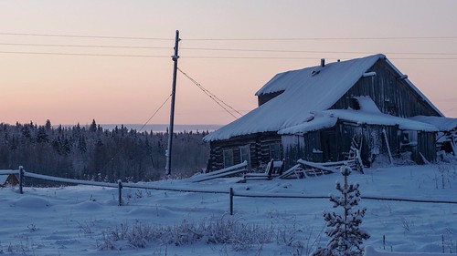 Frost in the village ©  Egor Plenkin