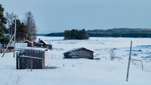 Snow-covered bay ©  Egor Plenkin