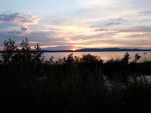 Вид озера Иртяш в Озёрске на закате 2019-07-10 01 ©  ArtVasPhotos29