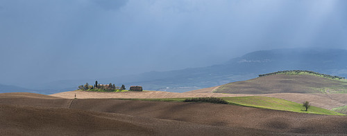 Tuscan Landscape ©  kuhnmi