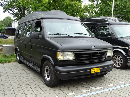Ford E 150 ©  peterolthof