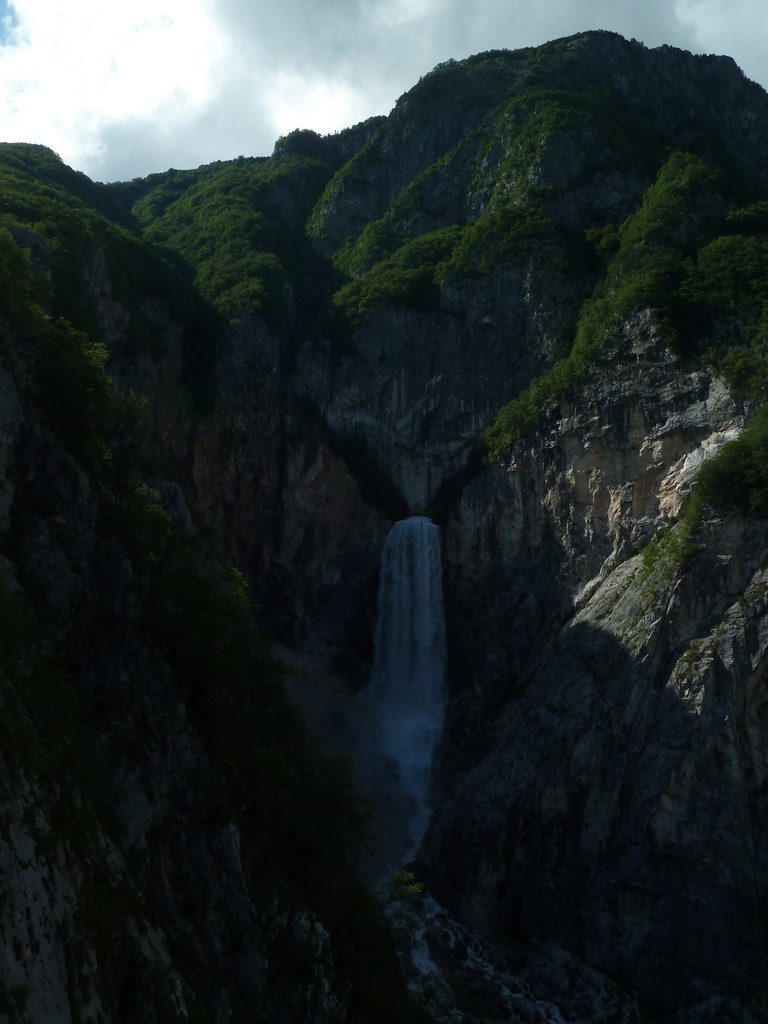 : Boka waterfall