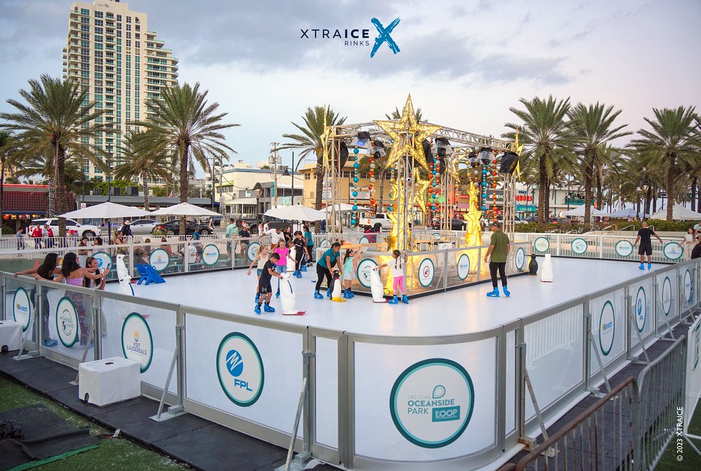 : Synthetic ice rink in Florida (US)
