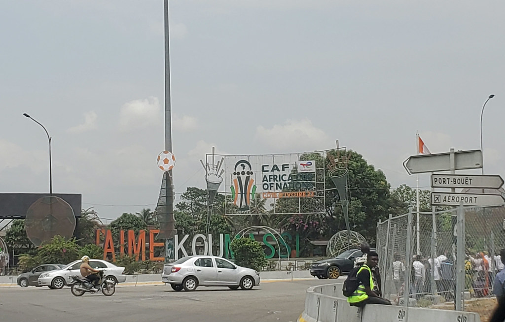 : Grand carrefour de Koumassi apr`es la CAN