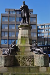 George Stephenson Monument By John Graham Lough, Neville Street & Westgate Road, Newcastle Upon Tyne, Tyne & Wear, England.