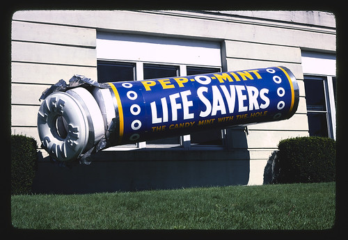 Lifesaver factory, Port Chester, New York (LOC) ©  The Library of Congress