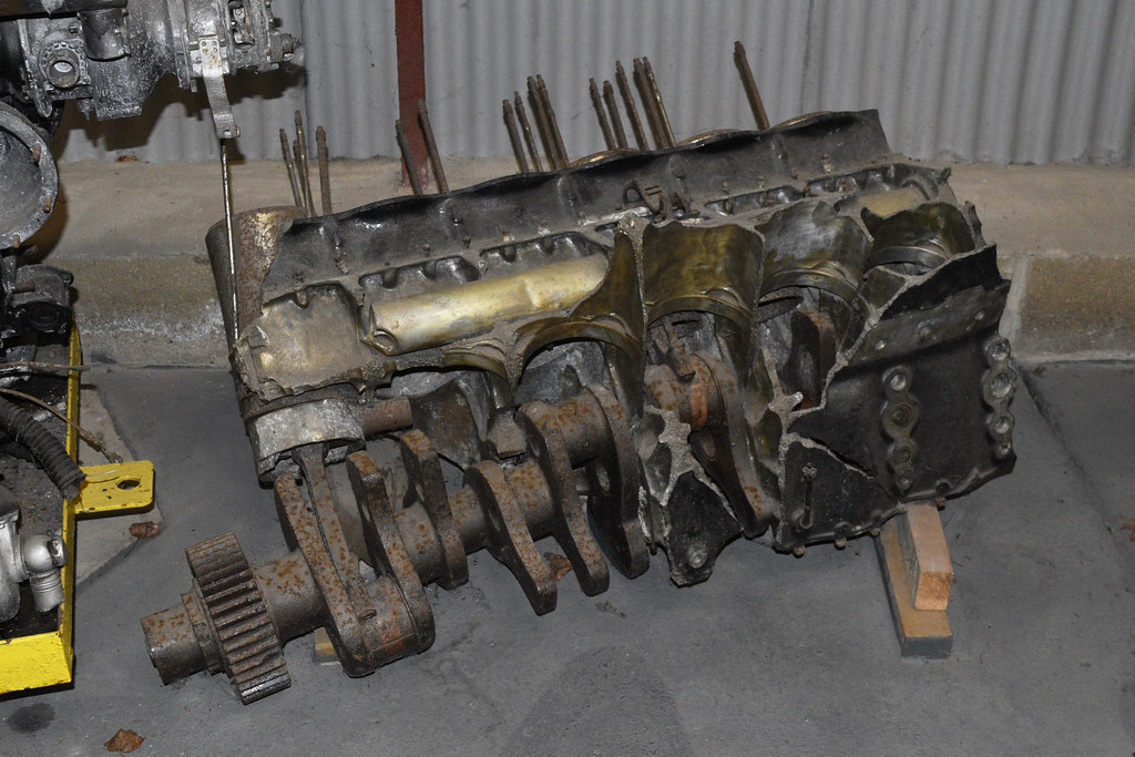 : Remains of a Junkers Jumo 211J at the Newark Air Museum