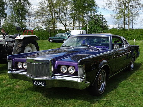 Lincoln Continental Mark III ©  peterolthof