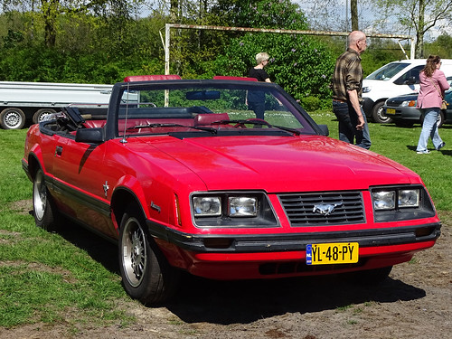 Ford Mustang Converitble GLX ©  peterolthof