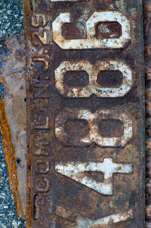 Rusted<br/>© <a href="https://flickr.com/people/29498428@N00" target="_blank" rel="nofollow">29498428@N00</a> (<a href="https://flickr.com/photo.gne?id=2760616449" target="_blank" rel="nofollow">Flickr</a>)