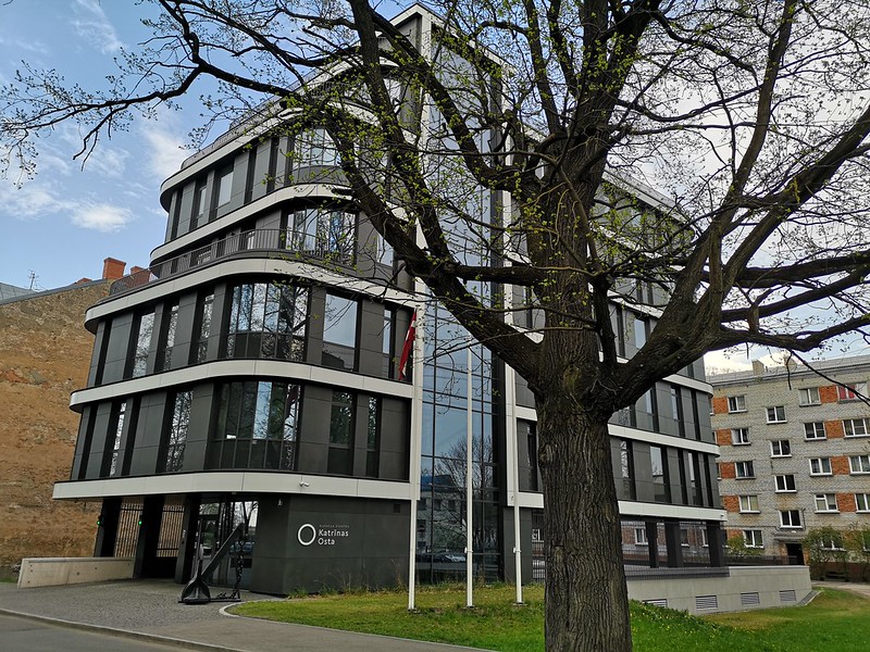 "Katrinas Osta" (Catherina's Harbour) Business centre in Petersala area of Riga, Latvia. April 26, 2019<br/>© <a href="https://flickr.com/people/86617138@N00" target="_blank" rel="nofollow">86617138@N00</a> (<a href="https://flickr.com/photo.gne?id=32769207817" target="_blank" rel="nofollow">Flickr</a>)