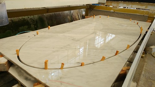 Tavolo ovale in marmo Bianco