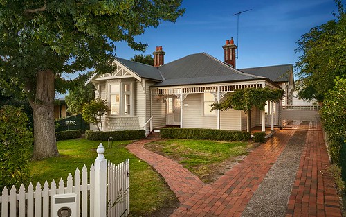 25 Ford St, Ivanhoe VIC 3079