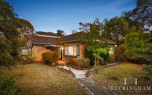 72 Rattray Rd, Montmorency VIC 3094