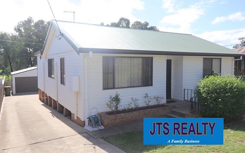 12 Sowerby Avenue, Muswellbrook NSW 2333