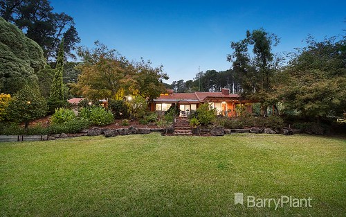 88 Woodhouse Rd, Donvale VIC 3111