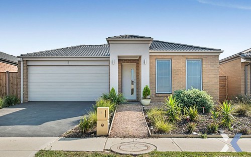 74 Solitude Crescent, Point Cook VIC 3030