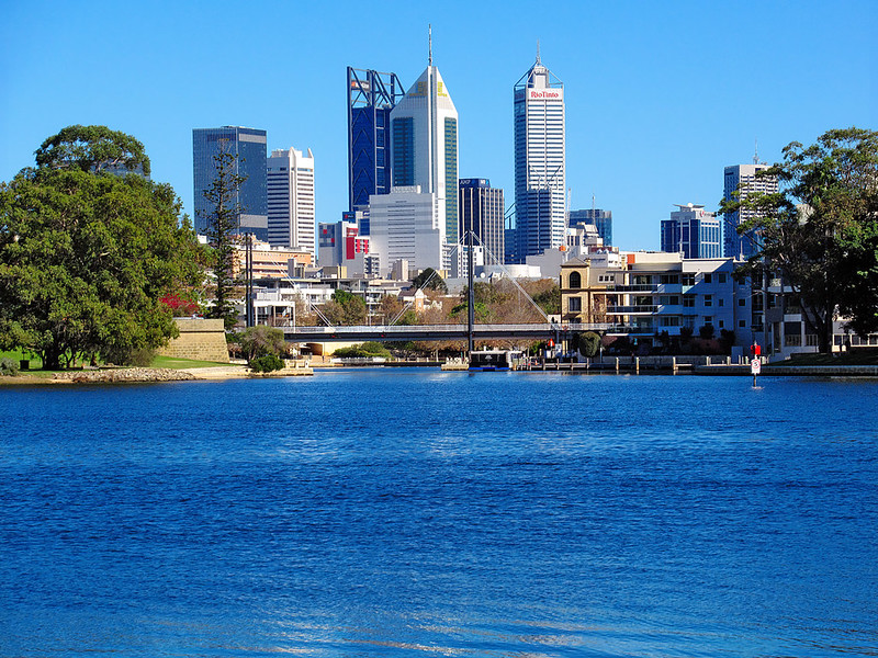 21 May 2018 - Zoomed view across the Swan River towards CLAISEBROOK COVE & the CBD beyond, Perth, Western Australia<br/>© <a href="https://flickr.com/people/88572252@N06" target="_blank" rel="nofollow">88572252@N06</a> (<a href="https://flickr.com/photo.gne?id=41528191154" target="_blank" rel="nofollow">Flickr</a>)