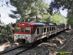 Tren de media distancia de Renfe (Línea Xàtiva-Alcoi) a su paso por AGULLENT (Valencia)