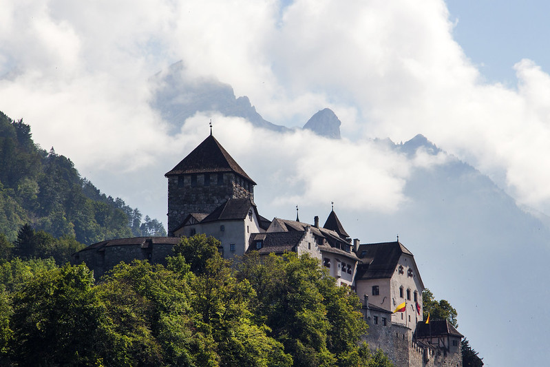 Mountains of Liechtenstein<br/>© <a href="https://flickr.com/people/58457330@N05" target="_blank" rel="nofollow">58457330@N05</a> (<a href="https://flickr.com/photo.gne?id=45558653821" target="_blank" rel="nofollow">Flickr</a>)