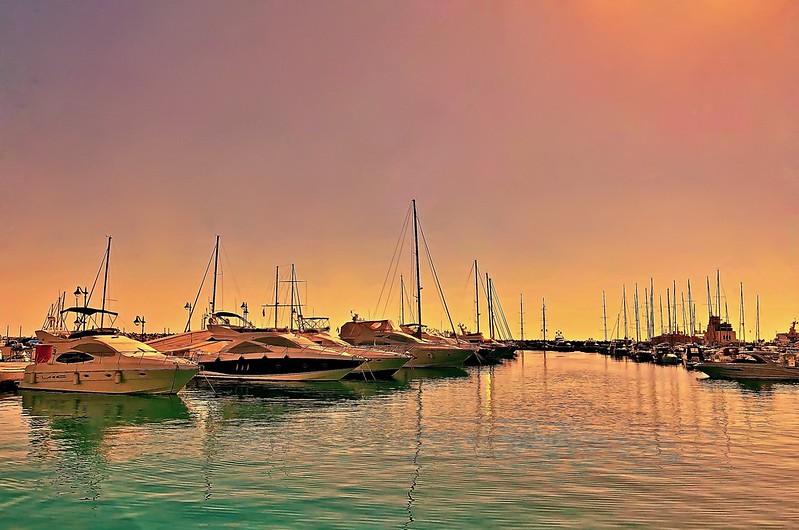 Water Colors - Limassol marina, Cyprus<br/>© <a href="https://flickr.com/people/25582125@N04" target="_blank" rel="nofollow">25582125@N04</a> (<a href="https://flickr.com/photo.gne?id=46718775455" target="_blank" rel="nofollow">Flickr</a>)