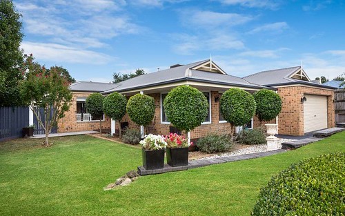 1 Picadilly Court, Drouin VIC 3818