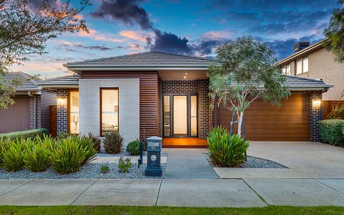 27 Peppermint Grove, Taylors Hill VIC 3037