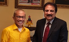 Wajid with Thailand CG, MR. THATREE CHAUVACHATA, at Karachi